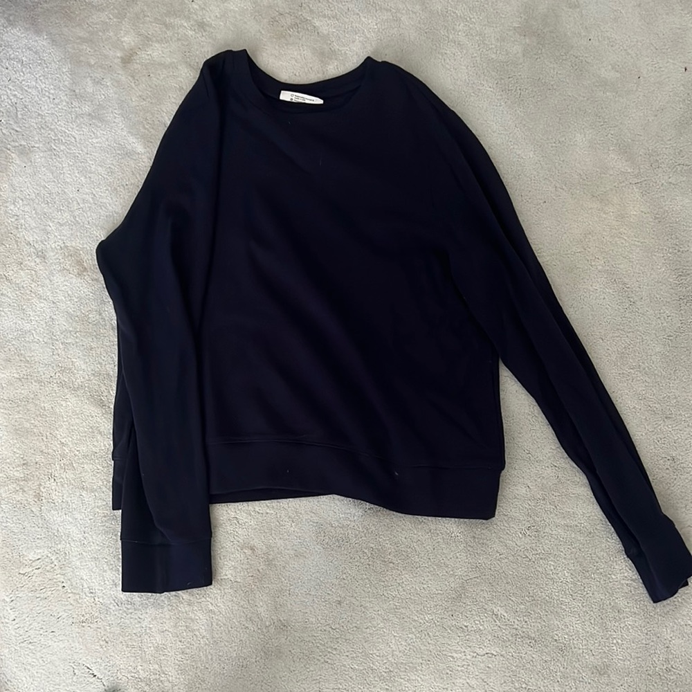 Crewneck sweatshirt. XL. Navy